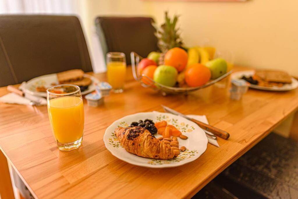 Cute And Cozy Studio With Cathedral View-Excellent Location Saraybosna Dış mekan fotoğraf